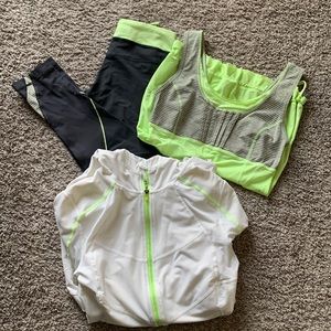 Lululemon workout set